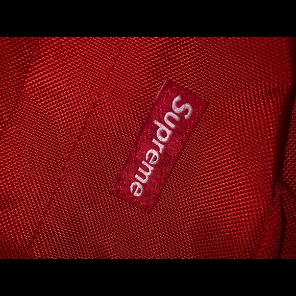 Supreme Shoulder Bag (SS18’) - Picture 4 of 4